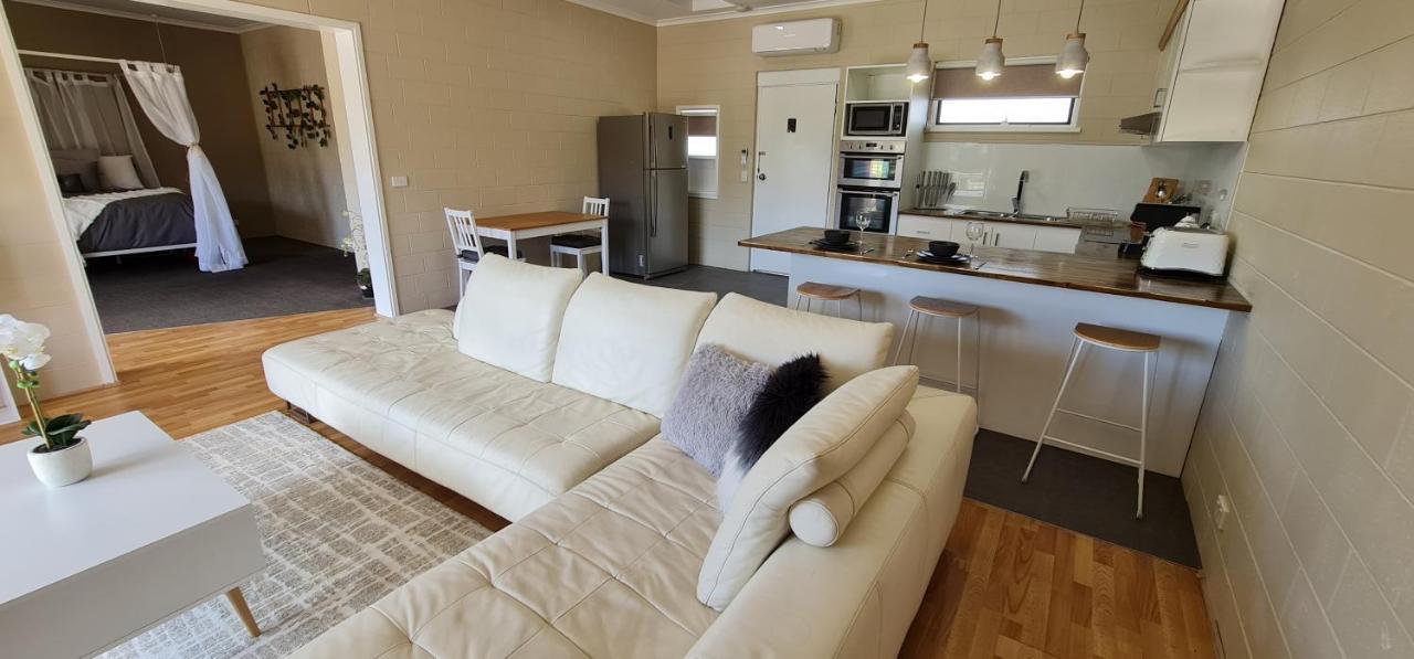 Comfort Inn & Suites King Avenue Sale Eksteriør billede