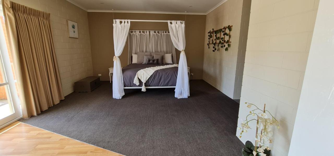 Comfort Inn & Suites King Avenue Sale Eksteriør billede