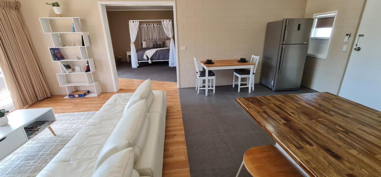 Comfort Inn & Suites King Avenue Sale Eksteriør billede