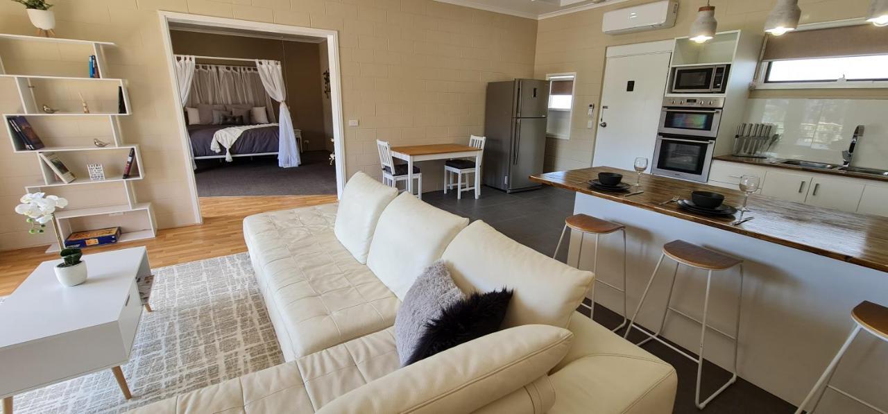 Comfort Inn & Suites King Avenue Sale Eksteriør billede