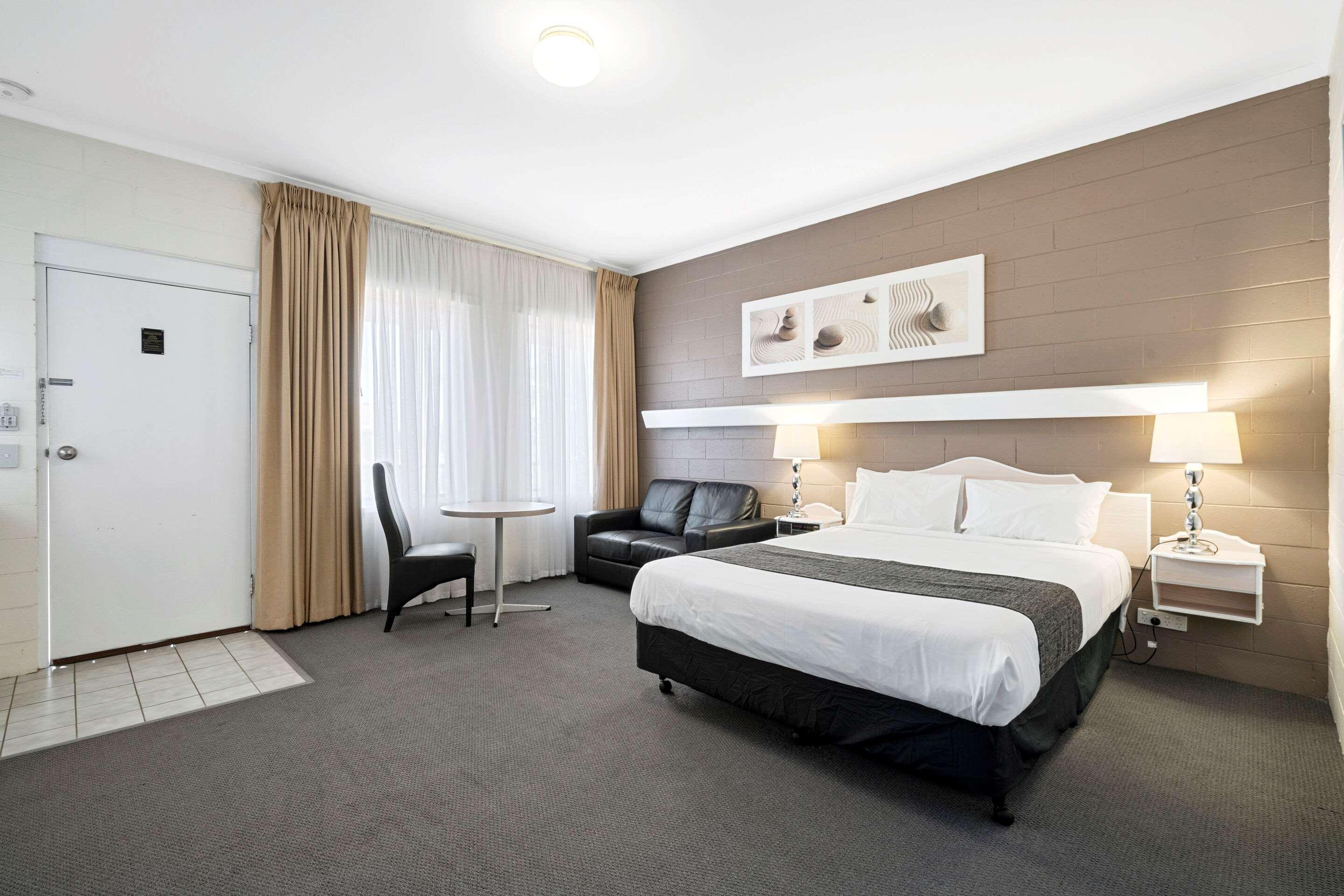 Comfort Inn & Suites King Avenue Sale Eksteriør billede