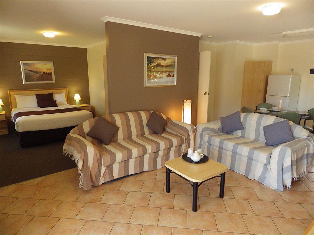 Comfort Inn & Suites King Avenue Sale Eksteriør billede