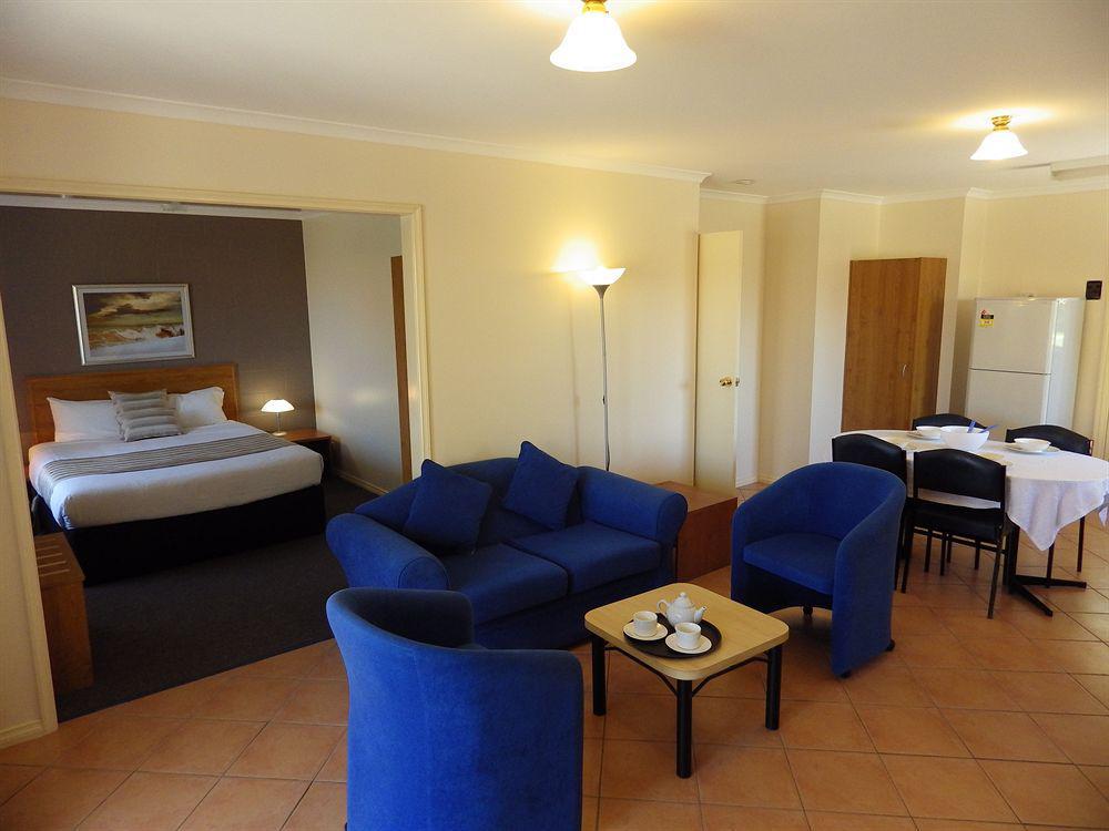 Comfort Inn & Suites King Avenue Sale Eksteriør billede